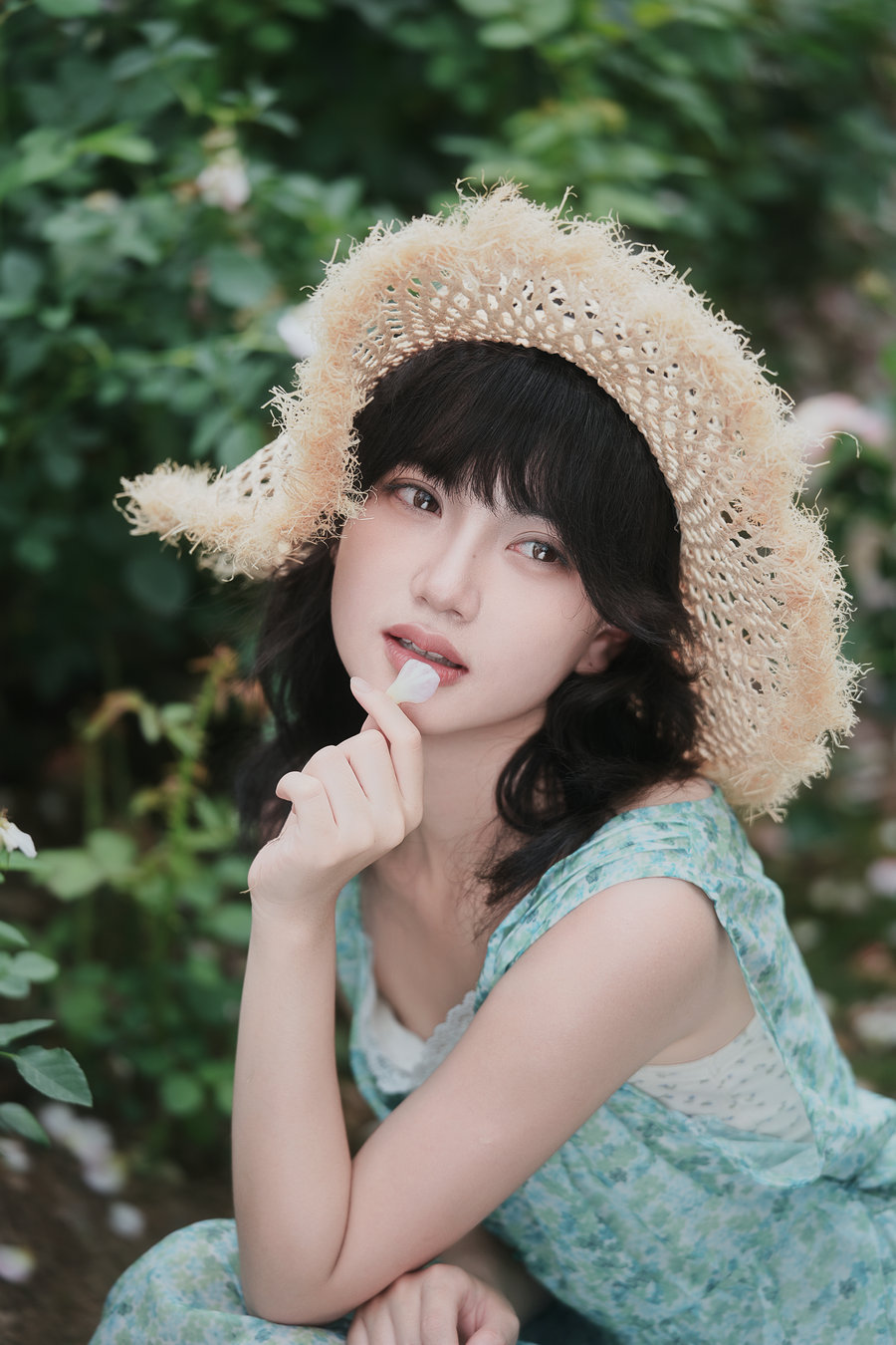 [YITUYU]艺图语 2026.04.11 蔷薇与青苹果的夏日 炸鱼Y [21P-449MB]