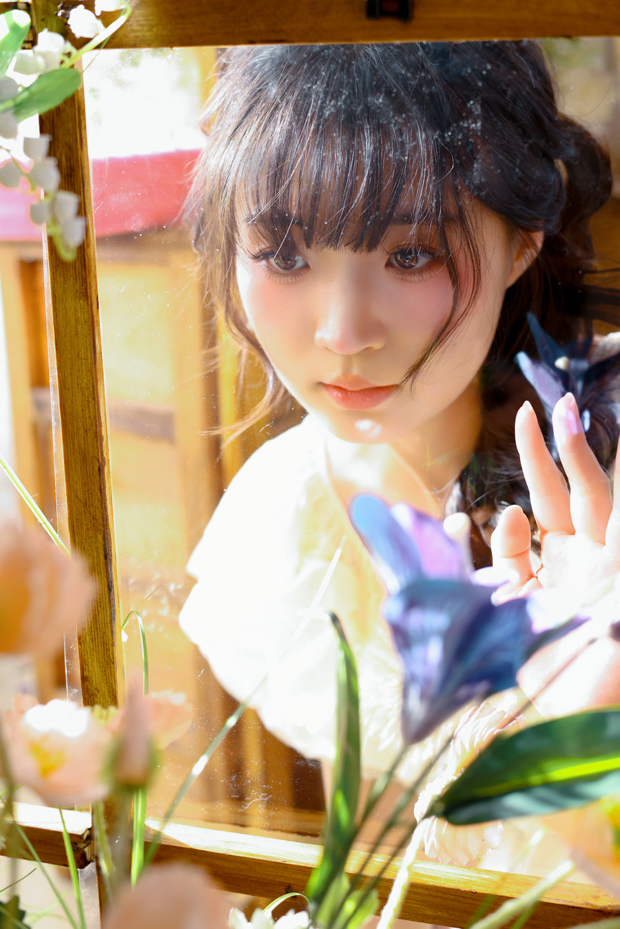 [YITUYU]艺图语 2026.04.16 花镜里的少女心事 [12P-368MB]