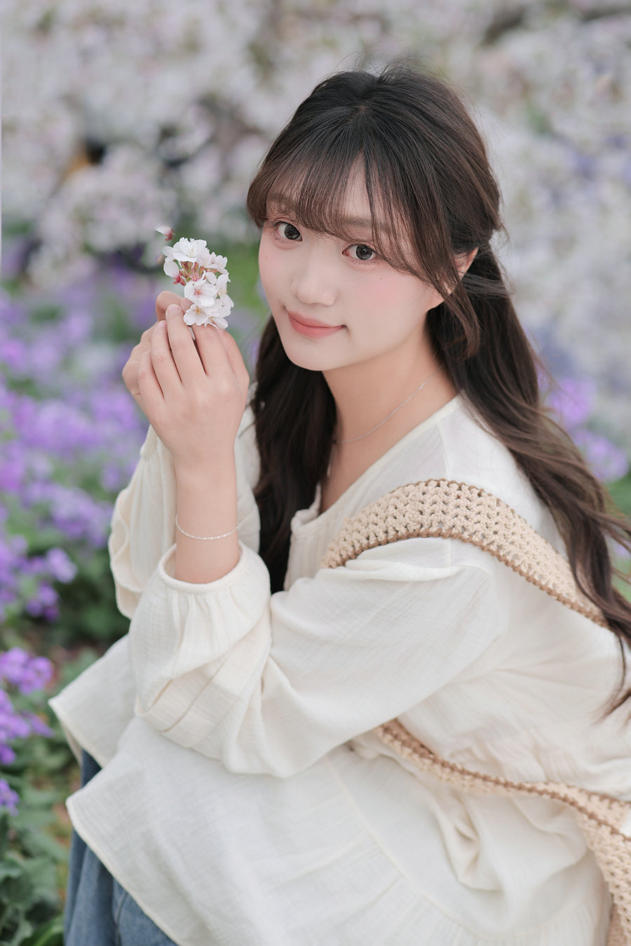 [YITUYU]艺图语 2026.04.17 春日樱花 [16P-64MB]