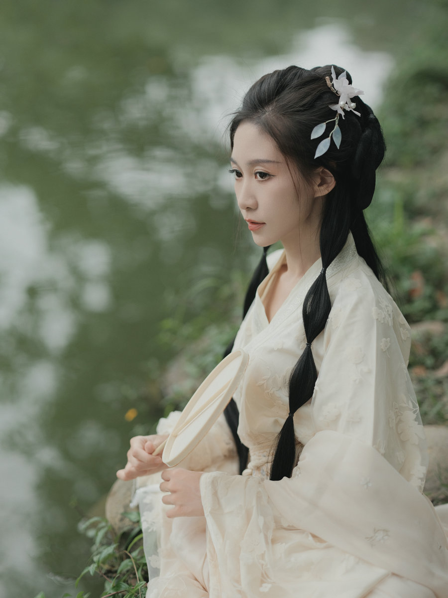 [YITUYU]艺图语 2023.05.25 清风 小鹿 [46P-623MB]