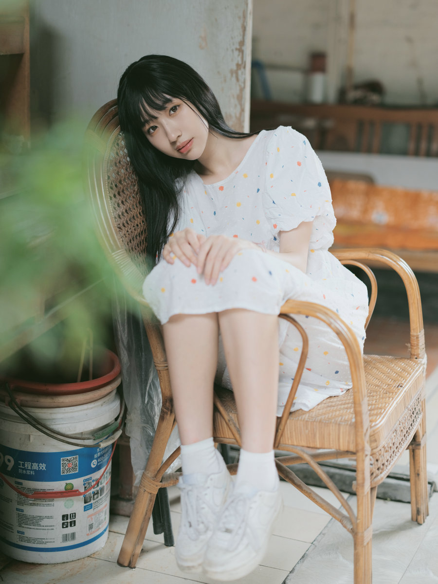 [YITUYU]艺图语 2023.05.20 我们都是这样长大的 UU [48P-305MB]
