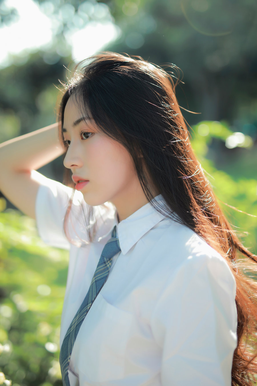 [YITUYU]艺图语 2022.07.02 风很温柔，花很鲜艳 一帆 [22P-343MB]