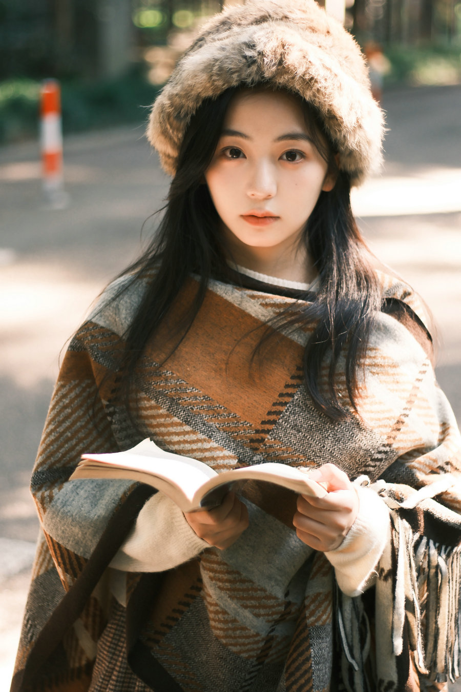 [YITUYU]艺图语 2026.04.20 秋天该很好 周思吟 [15P-83MB]