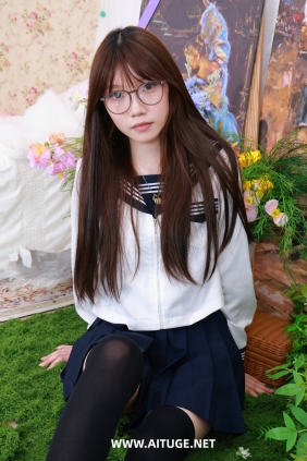 绮梦摄影 2026.07.28 No.701 晴晴 珍藏无修无水印版 [405P2V-15.8GB]