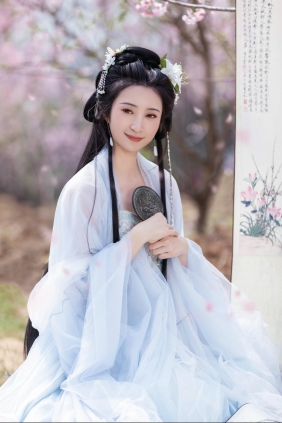 [YITUYU]艺图语 2023.05.08 春归 云草 [22P-272MB]