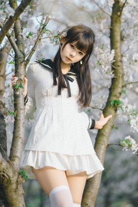 [YITUYU]艺图语 2026.04.16 樱花水手服 呱呱大帝 [52P-163MB]