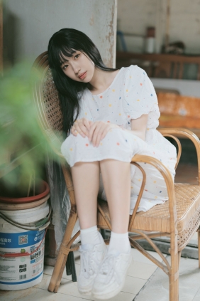 [YITUYU]艺图语 2023.05.20 我们都是这样长大的 UU [48P-305MB]