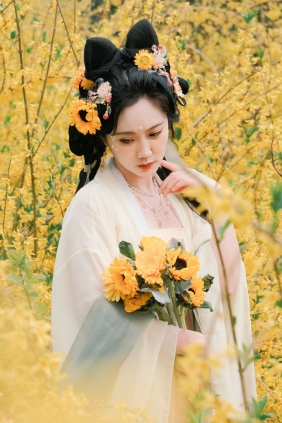 [YITUYU]艺图语 2026.04.16 花神 [36P-1.07GB]