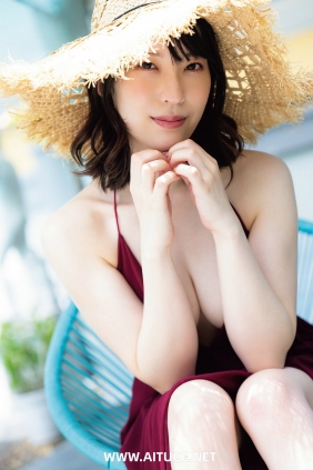 瀧本雫葉 - WHITE HOTEL [114P39MB]