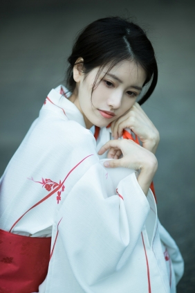 [YITUYU]艺图语 2023.06.01 你眼里有星星 CCCT [27P-107MB]