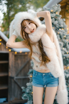 [YITUYU]艺图语 2026.04.13 雪地小白兔 醒醒 [38P-164MB]