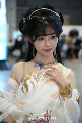精选街拍视频 No.10894 白裙甜美十元酱 [81P-1.66GB]
