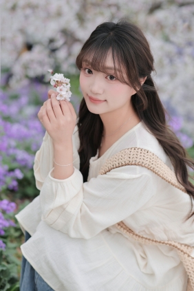 [YITUYU]艺图语 2026.04.17 春日樱花 [16P-64MB]