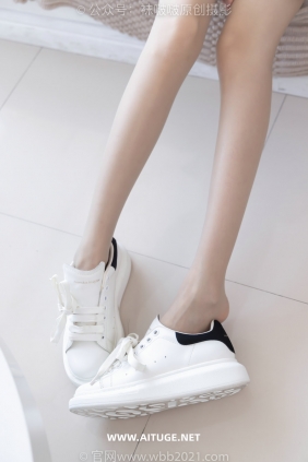BoBoSocks袜啵啵 No.541 稚予-两双板鞋、薄灰丝、薄肉丝、jk制服 [140P1V-4.95GB]