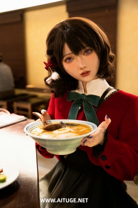 炭烤莉莉黑 - 桌面少女 冬 林檎 [18P-243MB]
